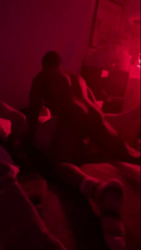 Femme Mariée Mature Dévergondée - Soirée Rouge