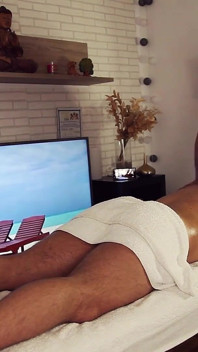 Massage inattendu, partie 1