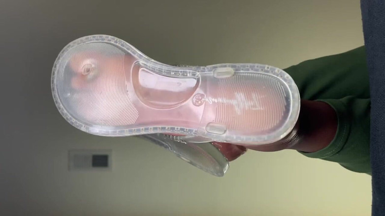 Pink Foxx: Pink Foxx in Klaren Flip-flops