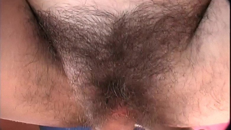 Horny Hairy Girls: uttejit baalon vaali pyari khoobsoorat hasina ki baalon vaali choot...