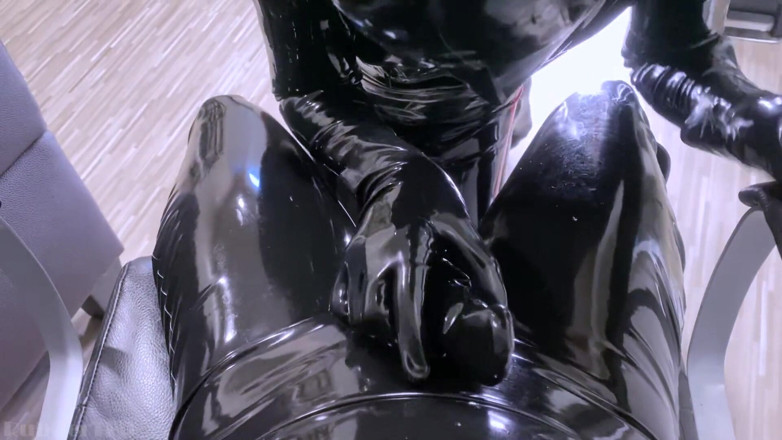 RubberTFD: Sheath Paradise (teil I)