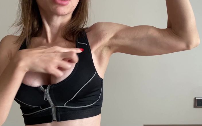 Mistress Mary: Wet Armpits&amp;strong Biceps of Ur Mistress