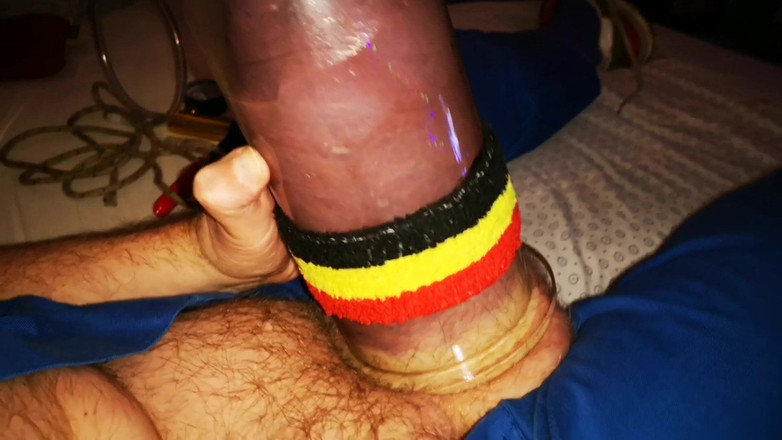 Monster_Meat_: Extrémní pumpování uvnitř mého péra o velikosti 4 x12 palců