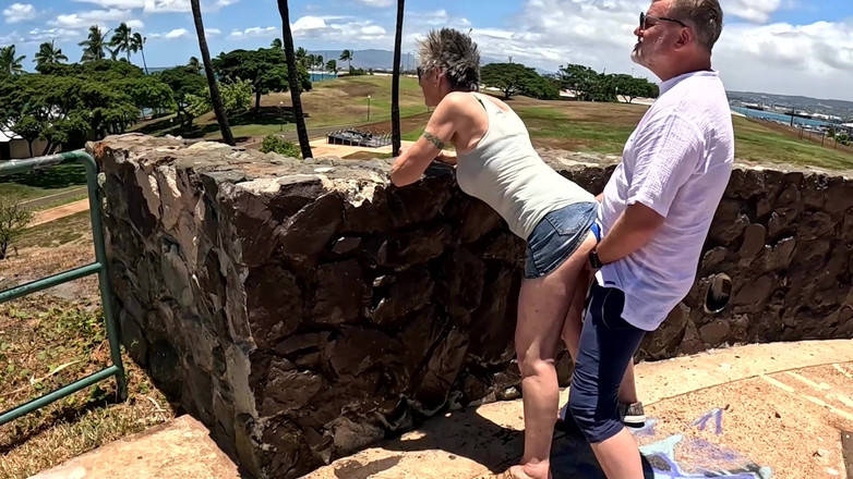 FromThisNight: Ich habe gerade diesen Besucher auf Hawaii getroffen - und hier...