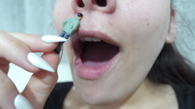 AmayaMori: Meine riesin stiefschwester steckt den kleinen stiefbruder zur bestrafung in...