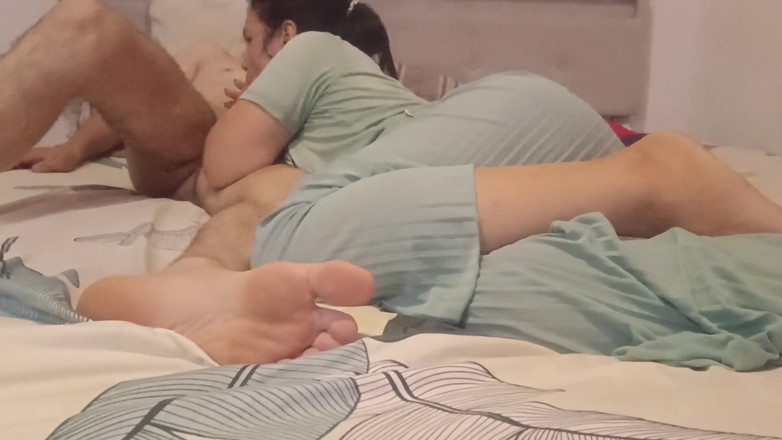 Ionut899: Ojczym Pieprzy Mnie Dobrze W Usta I Pozwala Ci Wejść...