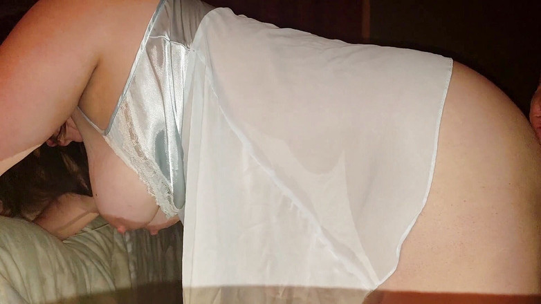 SexyNEBBW: सेक्सी खूबसूरत विशालकाय महिला चुदाई की एक रात, पूरे कैमरे पर फुहार छोड़कर समाप्त हुई