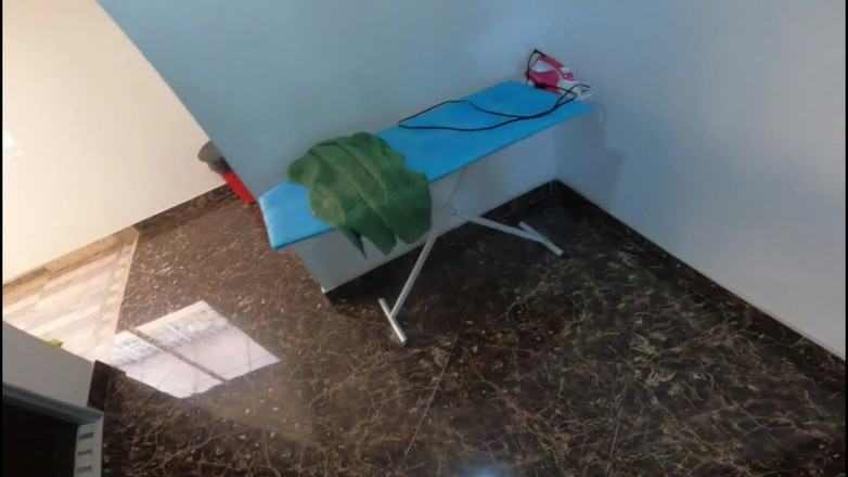 Jhodez1: Jag har inte sett min styvbror så länge han pressade...