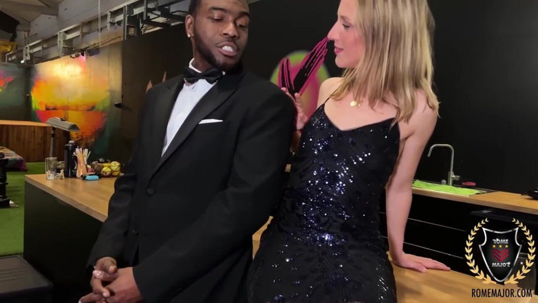 Rome Major: Rome Major Gives a Mouthful of Cum at the Gala