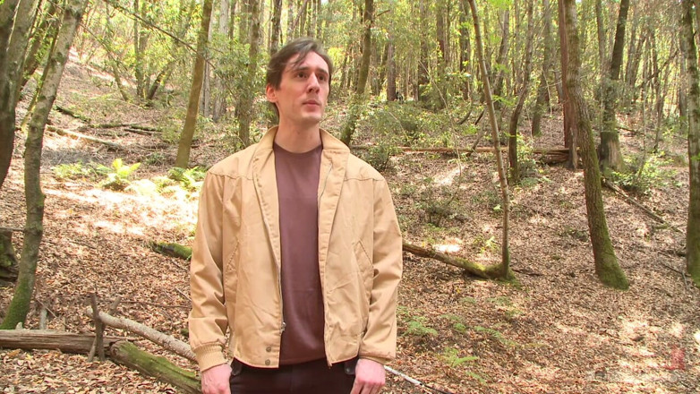Men on Edge: Bi Stud Bound and Edged in the Forrest