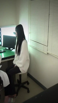 Aksi nakal dokter spesialis kebidanan dan dokter kandungan terkenal di Tokyo!