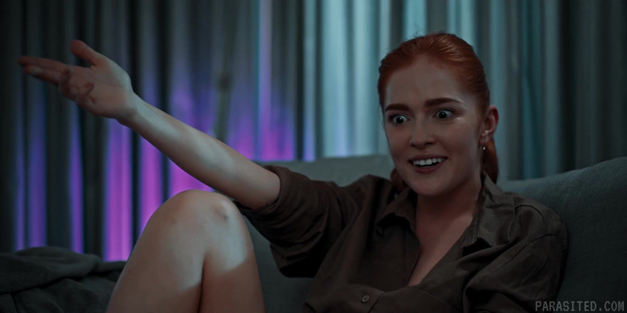 Parasited: Parazită - Jia Lissa fute creierul prietenei ei jucătoare Tiffany Tatum