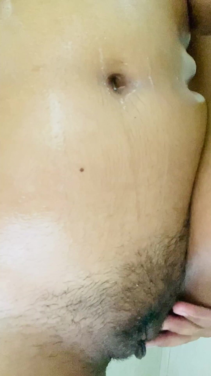 Hot Lilly: Desi college indické nahé koupání