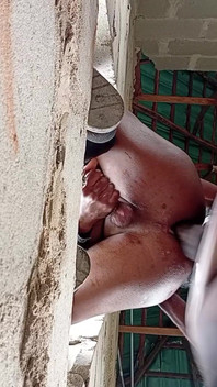 Big Dick Fucks a Wet Hole