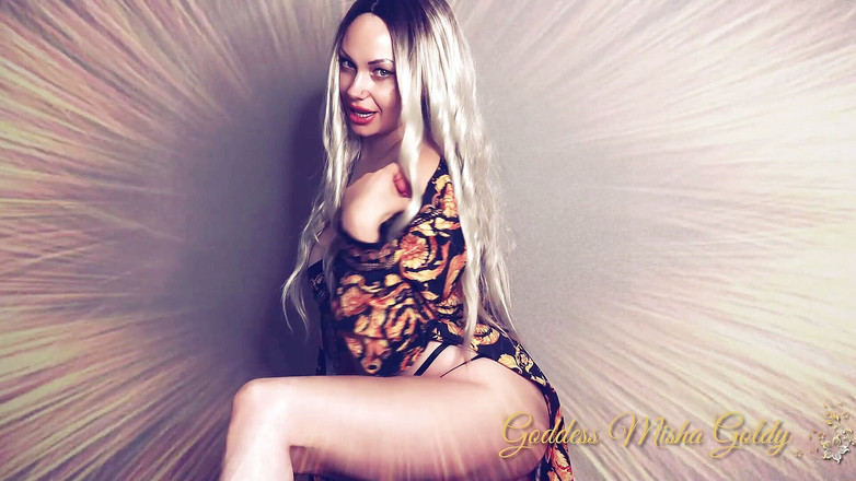 Goddess Misha Goldy: Umiliazione ipnotizzante! Adoro rovinarti mentalmente! Ti scopo, ritardo sciocco!