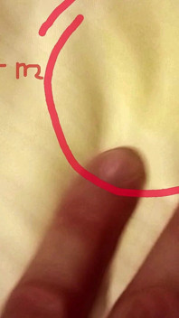 Cama hump masturbação em um apartamento de férias