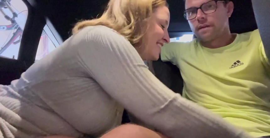 Avril Showers: Im auto richtig hart gefickt werden, mit einem creampie-ende