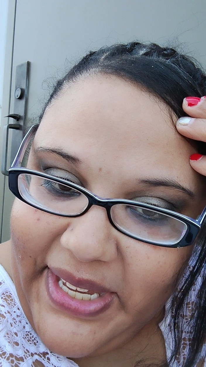 Jessica pigslut: Draußen meine titten blankziehen!