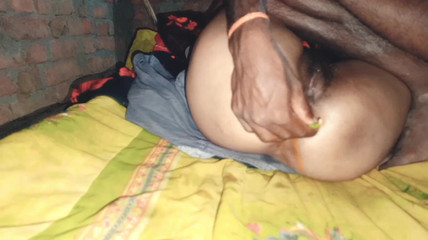 Treblsex: Semasa kolej, adik ipar mengeluarkan air dari terung