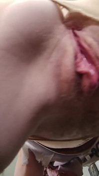 grauenky horror - facesitting in strumpfhosen