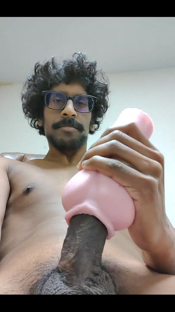 NANDgasm: Sadece kısa bir video çekmek istedim. Onahole orgazm oluyor