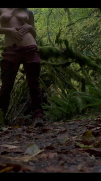 Striptease for Them Trees