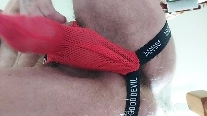 Hairyartist: Jag försöker på din goda djävulen Jockstrap