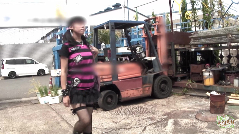 Magic Asian Pussy: These Workers Were Not Going Easy on This Bitch That...