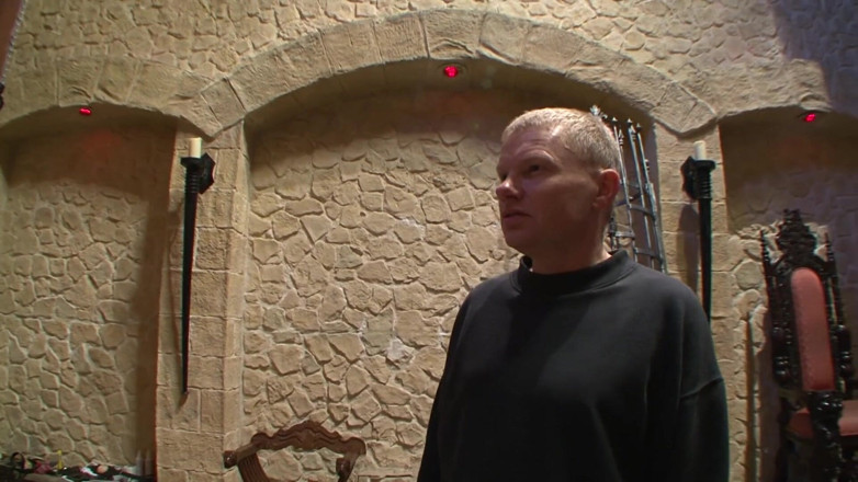 Absolute BDSM: Sado-maso german - Se pișă pe mâncare
