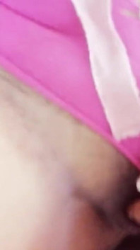หีใหญ่โดนเย็ด มุมมองจากด้านล่าง