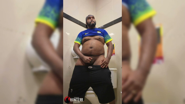 TheBlacKHunterr: No pude soportarlo y vine mucho en el baño