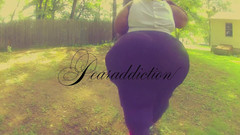 Pearaddiction: Walking in the Yard