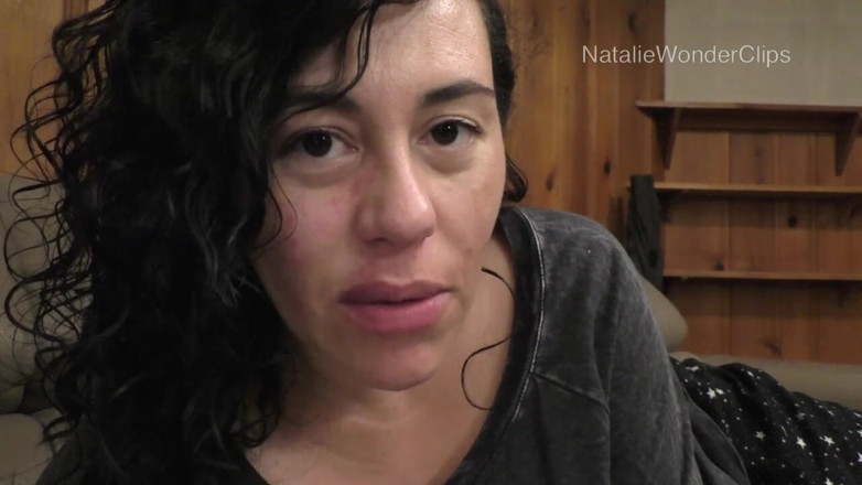 Natalie Wonder: Mama vitregă perversă tânțește după acele mici răsfățări gustoase la...