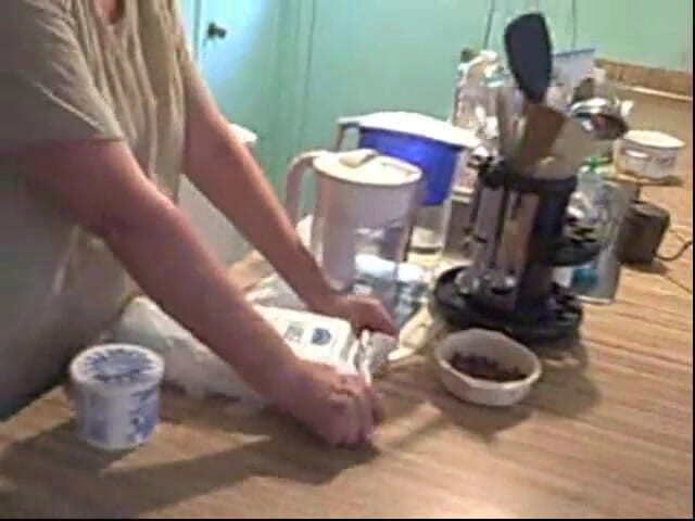 BBW nurse Vicki adventures with friends: Sexig holländsk tjej milf gilf lagar frukost
