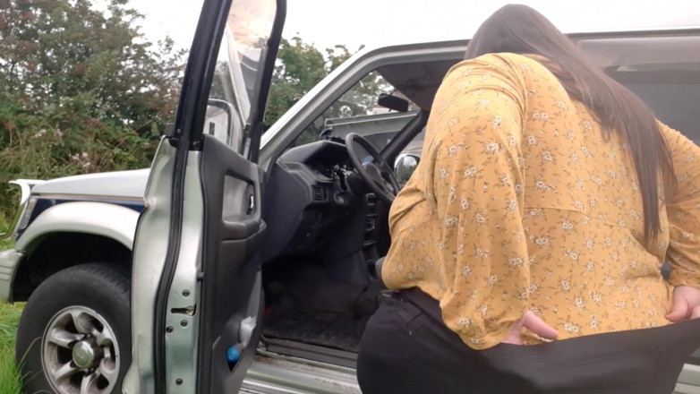 SSBBWLadyBrads: SSBBW big girl big car problems