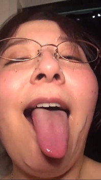 Çılgın mutluluk. Yasak ecstasy'nin kenarında titreyen şehvetli bir vücut. - 4