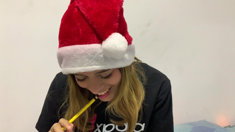 DereckandZoe: Stiefschwester gibt weihnachtsgeschenk und fickt am ende