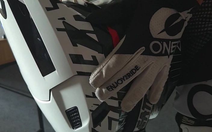 Sneakersmax98: Cream Pie trên mxhelmet của tôi