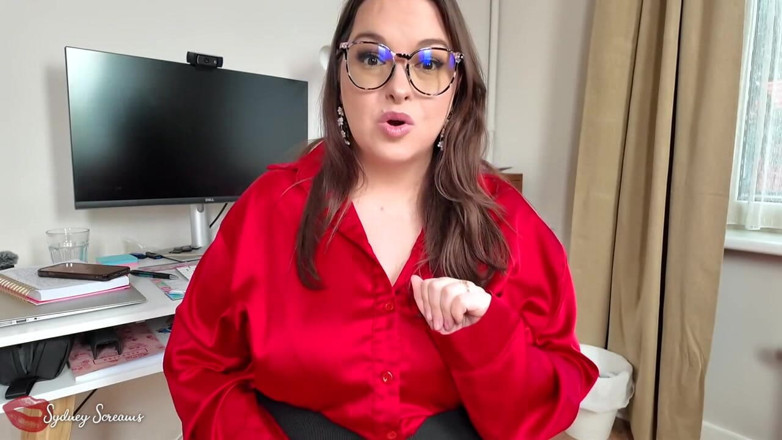 Sydney screams fetish: Наказание босса отрыжки - ваш босс, газовая толстушка Сидней кричит, имеет нехотяйское наказание для вас