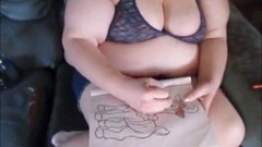 Fat House Wife: Nevinná žena v domácnosti napálená do sání ptáka a chovu obrovským...