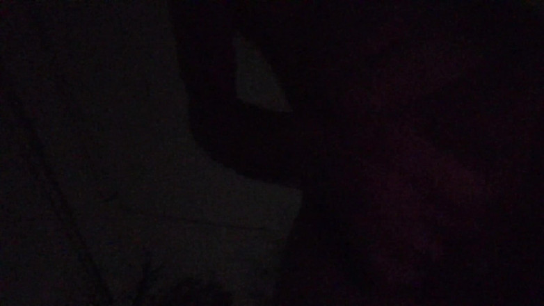 publicerection: Andando pelo bairro à noite com uma ereção nua - quase me...