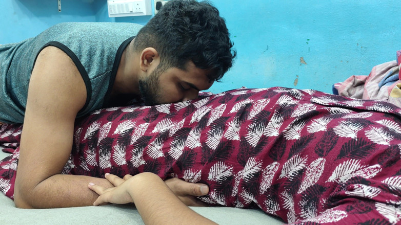 Vaigavarun45: Romansa gesek toket dan memek