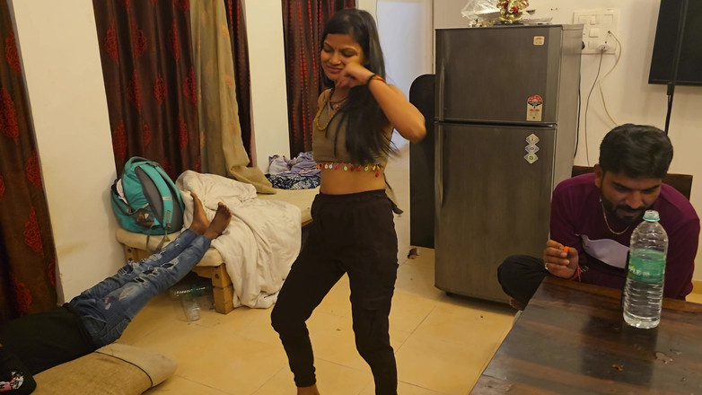 Raj00: Eğlence sonrası arkadan çekim masti