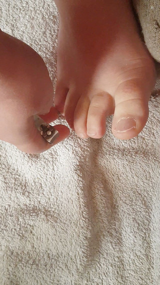 Faith's Feet Fetish: Stříhání mých nehtů - Faiths Feet Fetiš