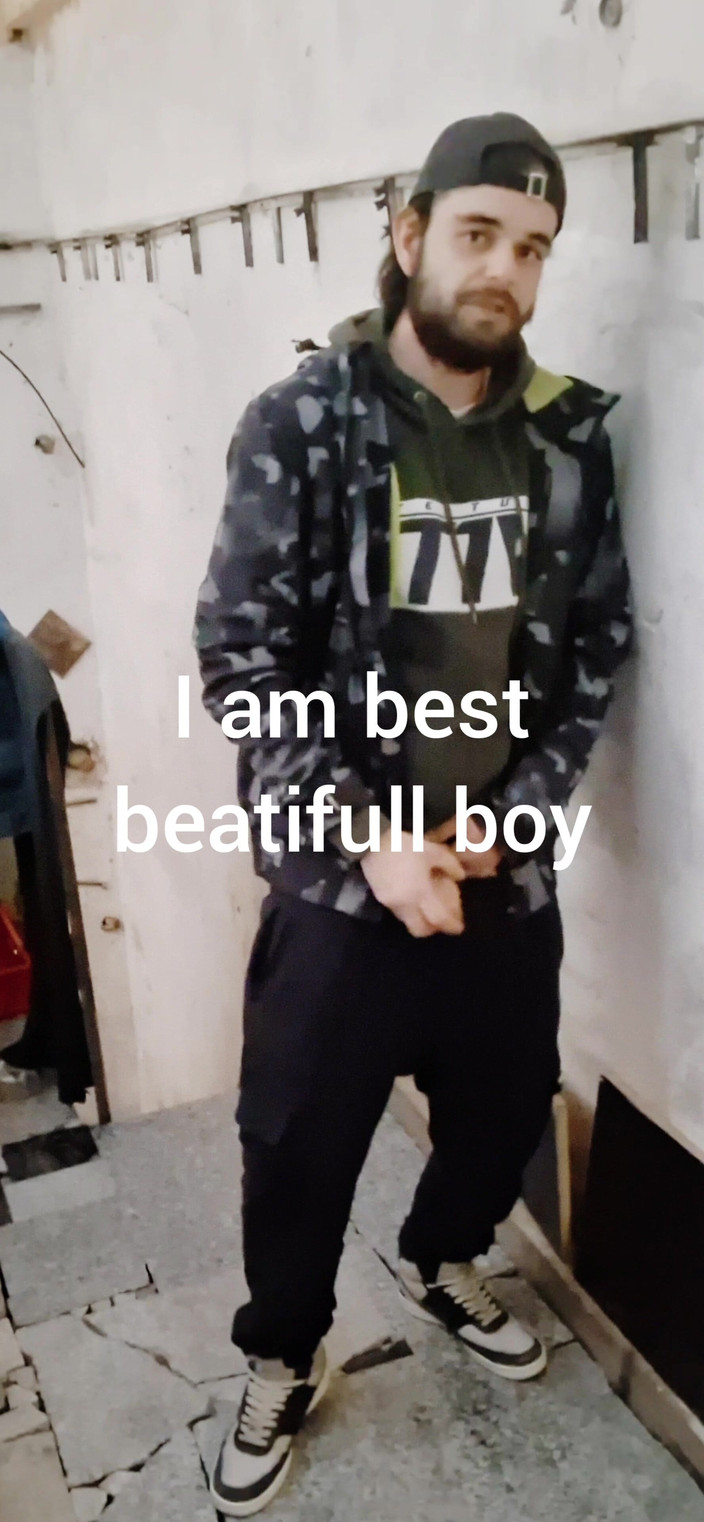 jerkofflover: I Masturbate and a Compilation of My Videos in a...