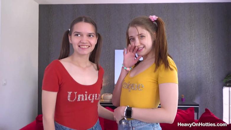 Heavy on Hotties: Skinny teenies shocking threesome with cel