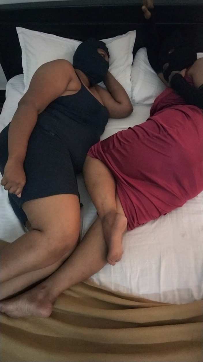 Tamil lesbian: Bắn đồng tính nữ - chuẩn bị