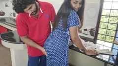 Keuken nachtjama romantiek met seks door Vaishnavy en Sharun Raj, Mallu koppel nachtelijke seks, keuken seks romantiek, Mallu seks in de keuken