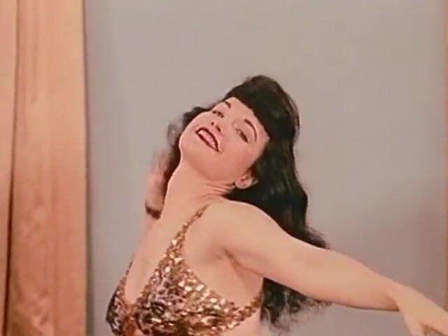Vintage Usa: Compilation. Erotic dance and catfight of a vintage sexy milf (No...