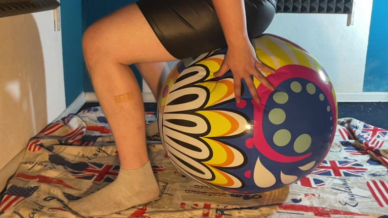 BeachBallsDuo: 3 enormes bolas de playa de 100 cm aplastadas por nosotros! 2...